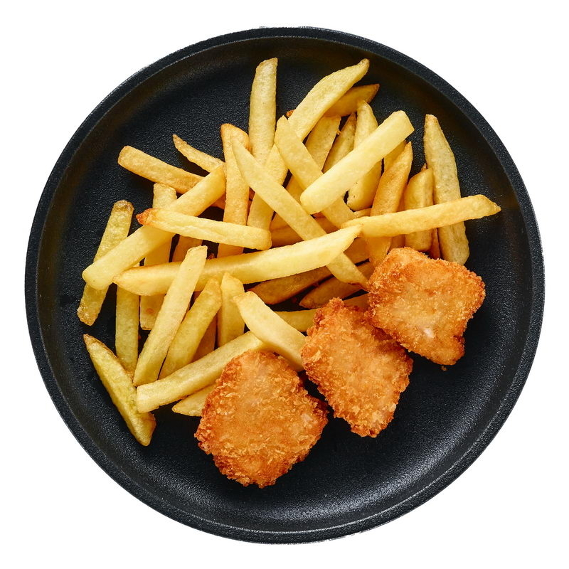 Наггетсы с фри и кетчупом